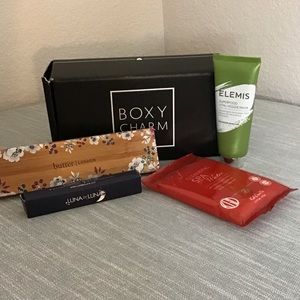 Boxy Charm Set